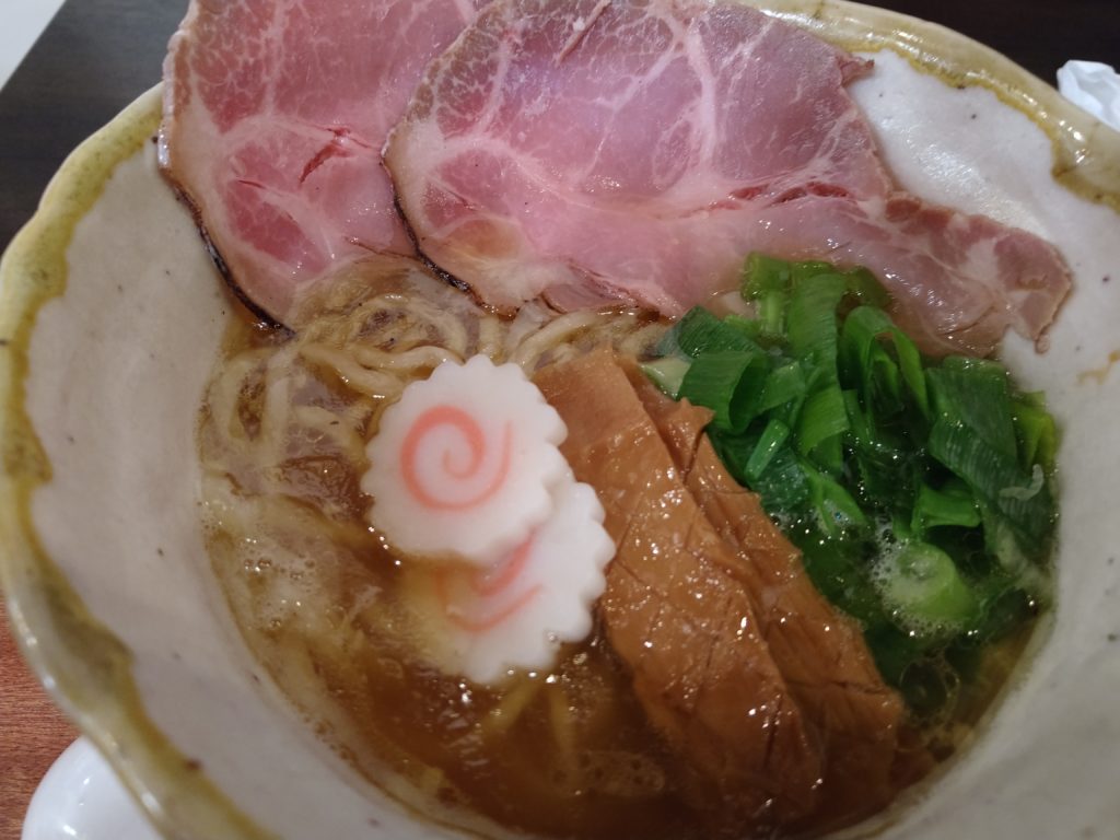 鈴庵2号店　鶏100%スープ　ラーメン
